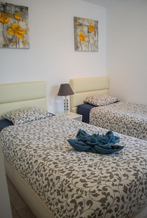 Los Gracioseros Puerto Del Carmen Luxury Eksteriør billede